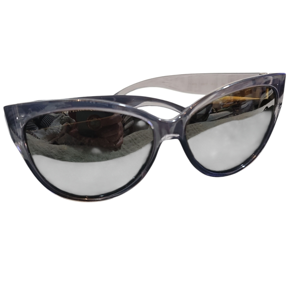 Tory Burch Cat Eye Sunglasses Smoky Gray